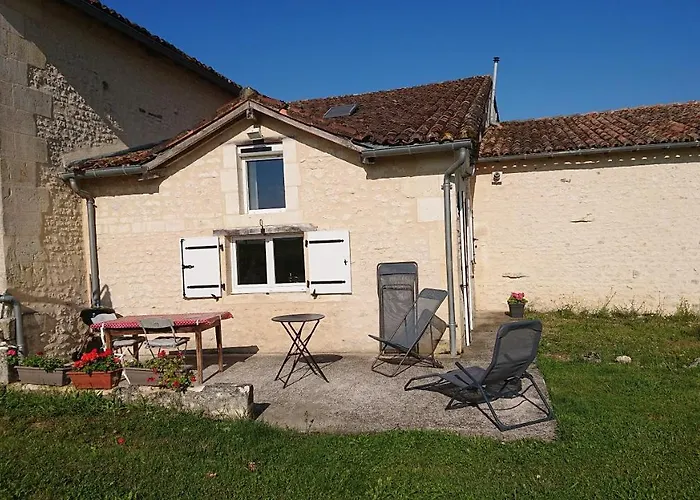 La maisonnette Mimosa Hébergement de vacances Ozillac